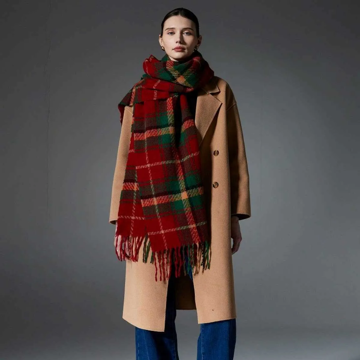 Accity | CHRISTMAS STYLE RED AND GREEN PLAID TASSEL SCARF