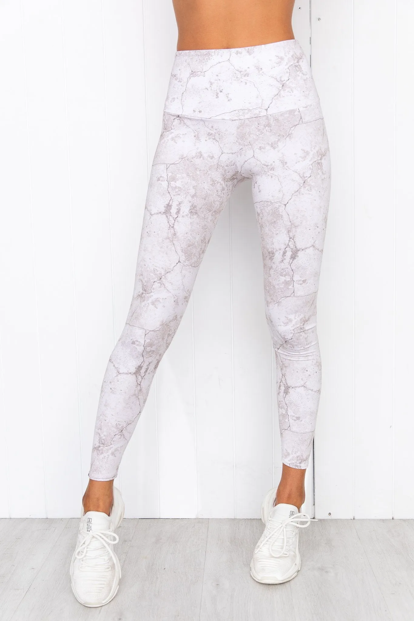 Alabaster High Rise Legging