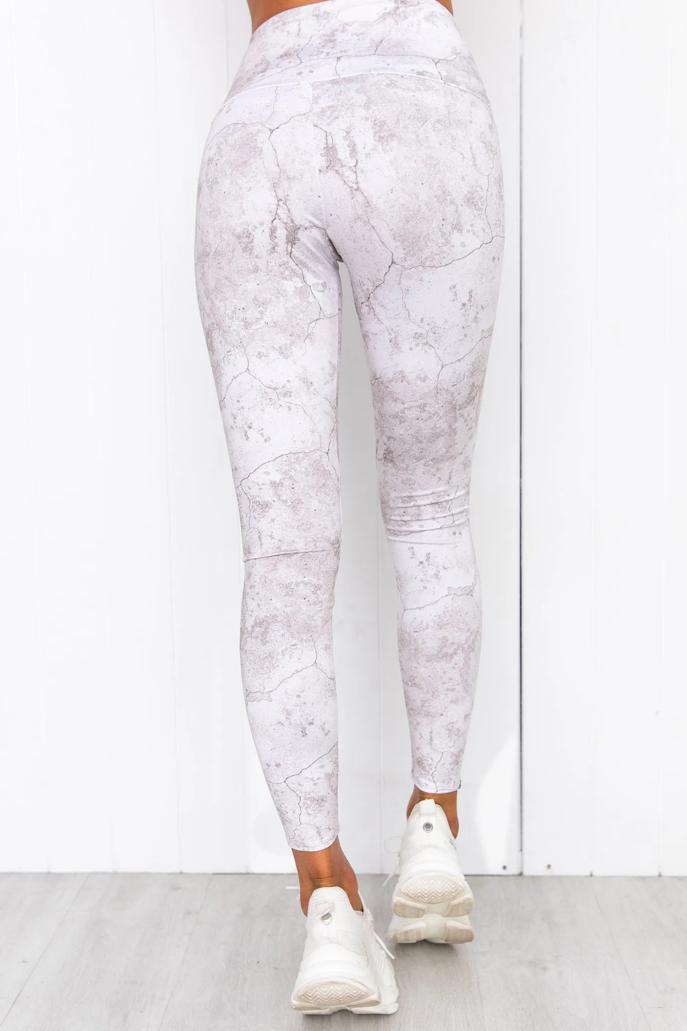 Alabaster High Rise Legging