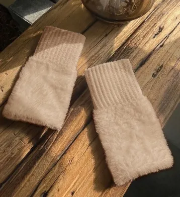 Cozy Fingerless Glove