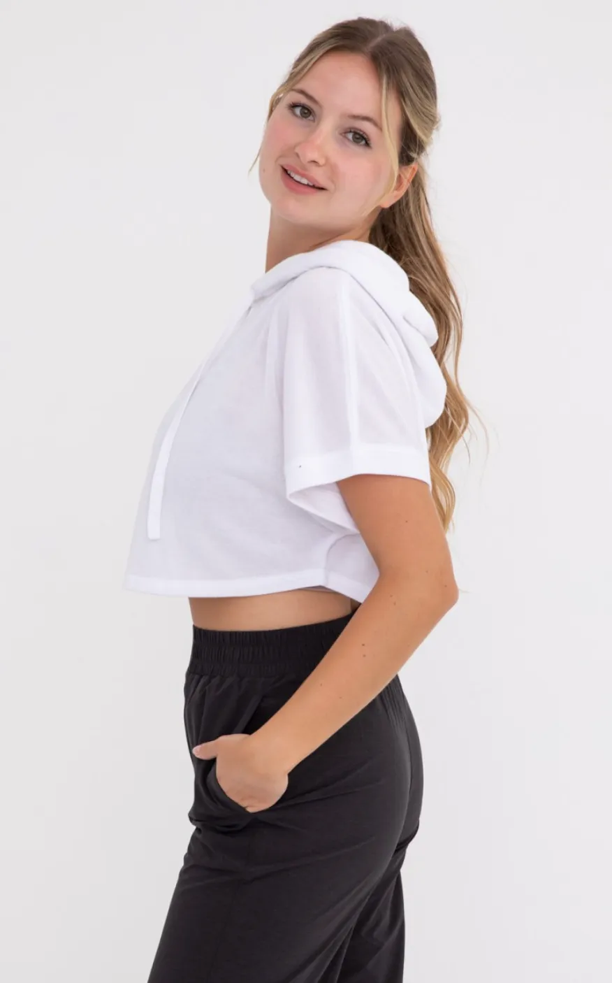 Cropped Short Sleeve Hoodie Pullover