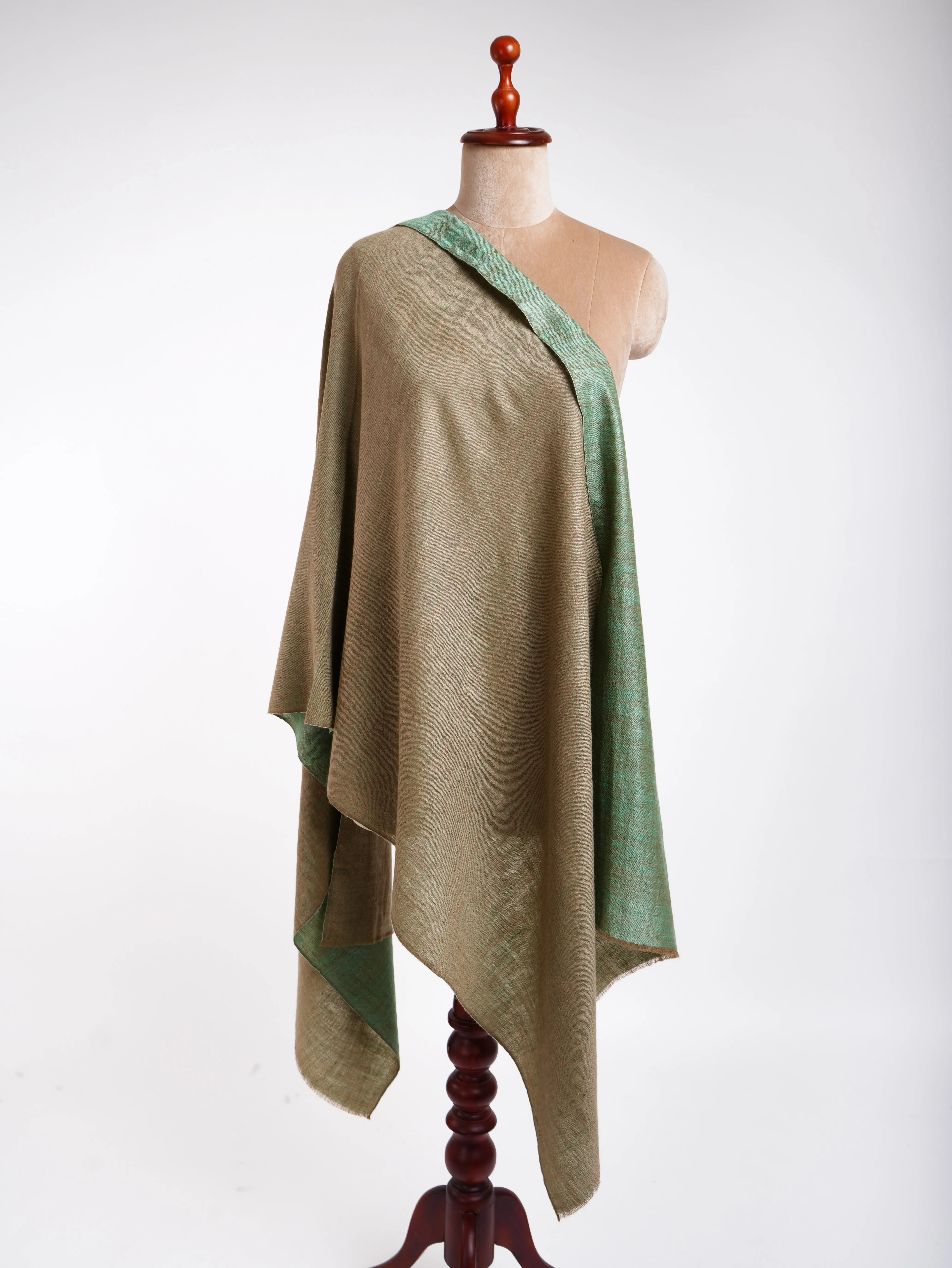 Fresh Green Dorukha Cashmere Indian Scarf