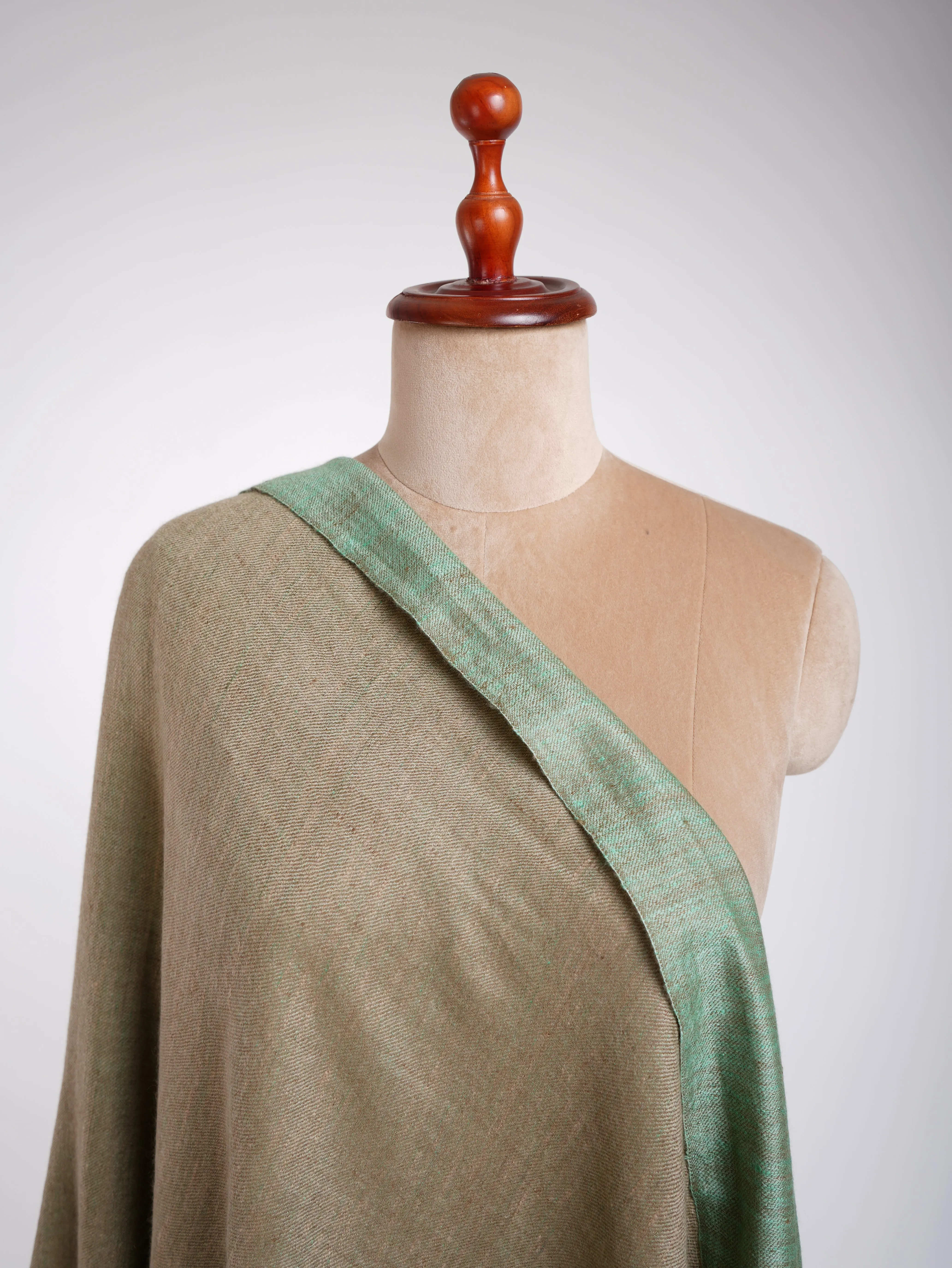 Fresh Green Dorukha Cashmere Indian Scarf