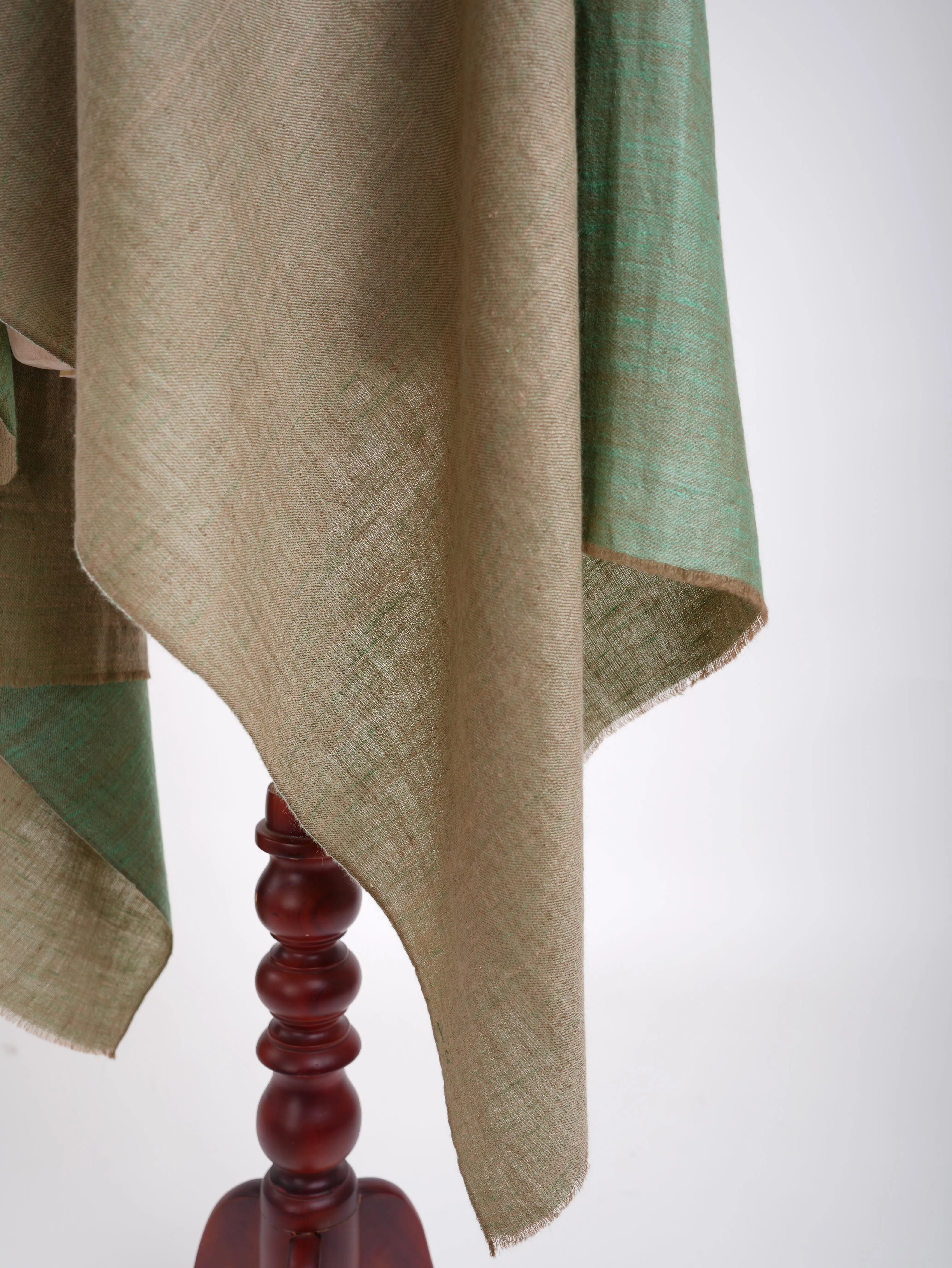 Fresh Green Dorukha Cashmere Indian Scarf