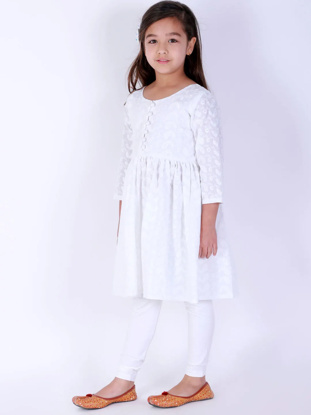 Jashvi Girl's White Pure Cotton Chikankari Kurta With Leggings