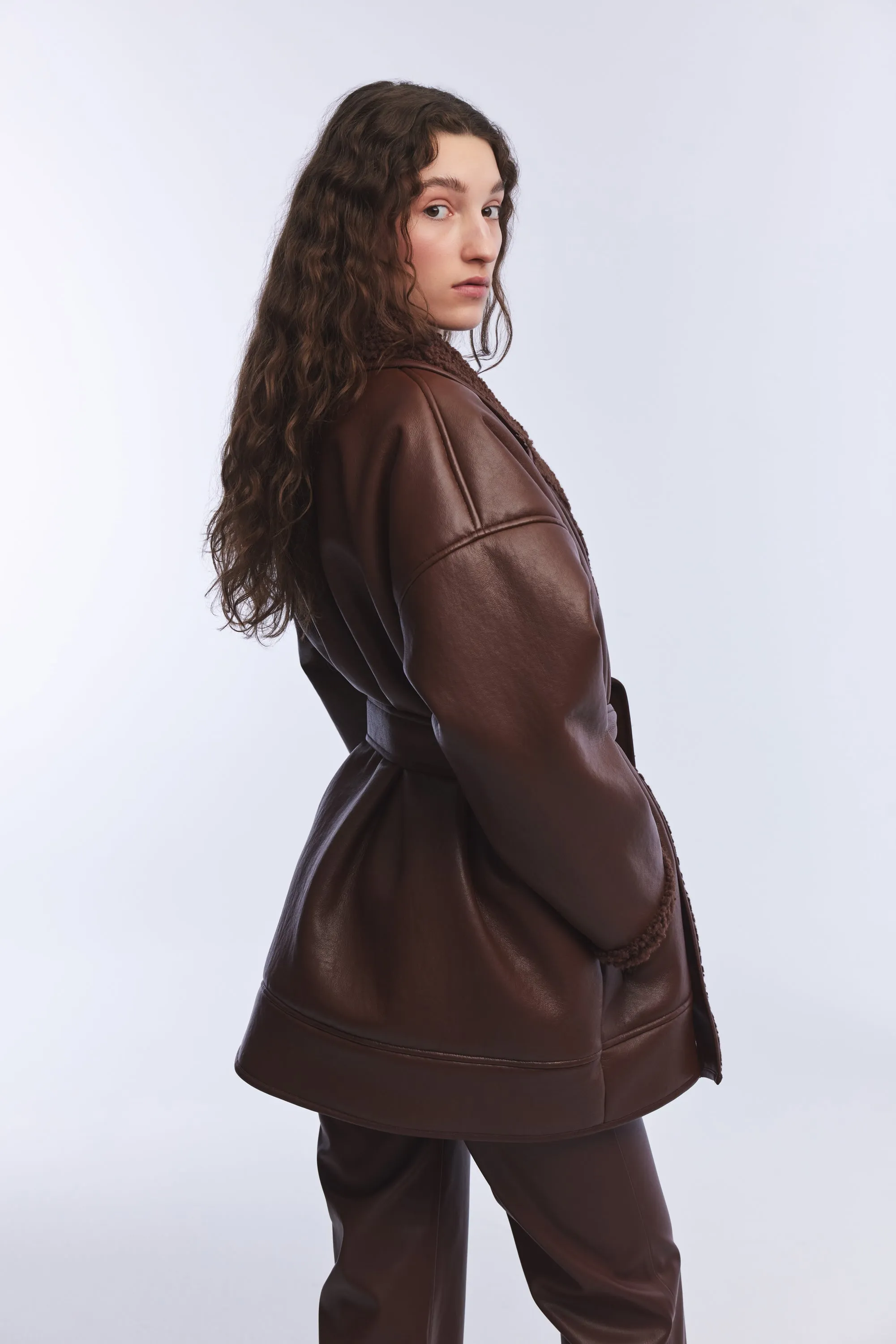 KHAKI VEGAN LEATHER TEDDY DETAILED COAT WITH TIE DETAIL