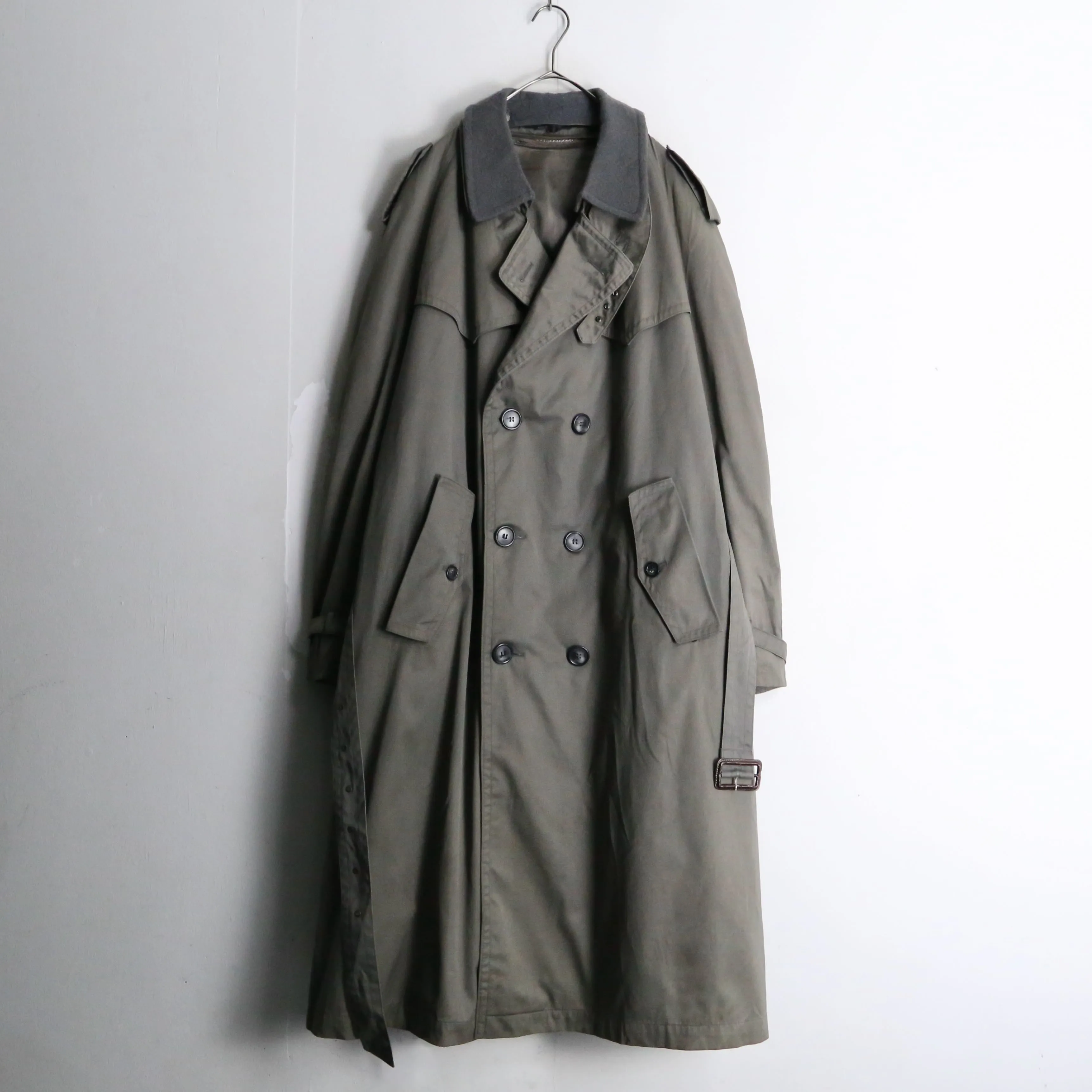 “KUPPEN HEIMER” dark gray trench coat