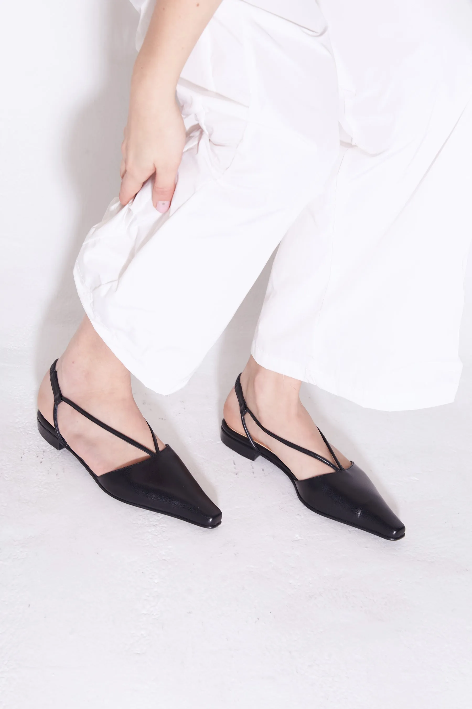 Luisa Slingback in Black