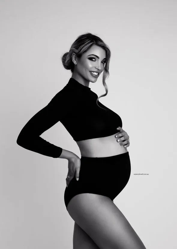 Maternity Kitty Panties & Turtleneck Crop Top Set