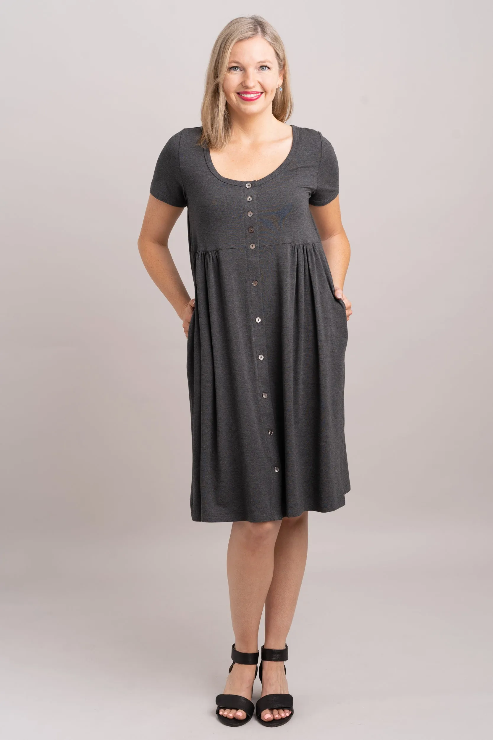 Nelly Short Sleeve Dress, Graphite, Bamboo