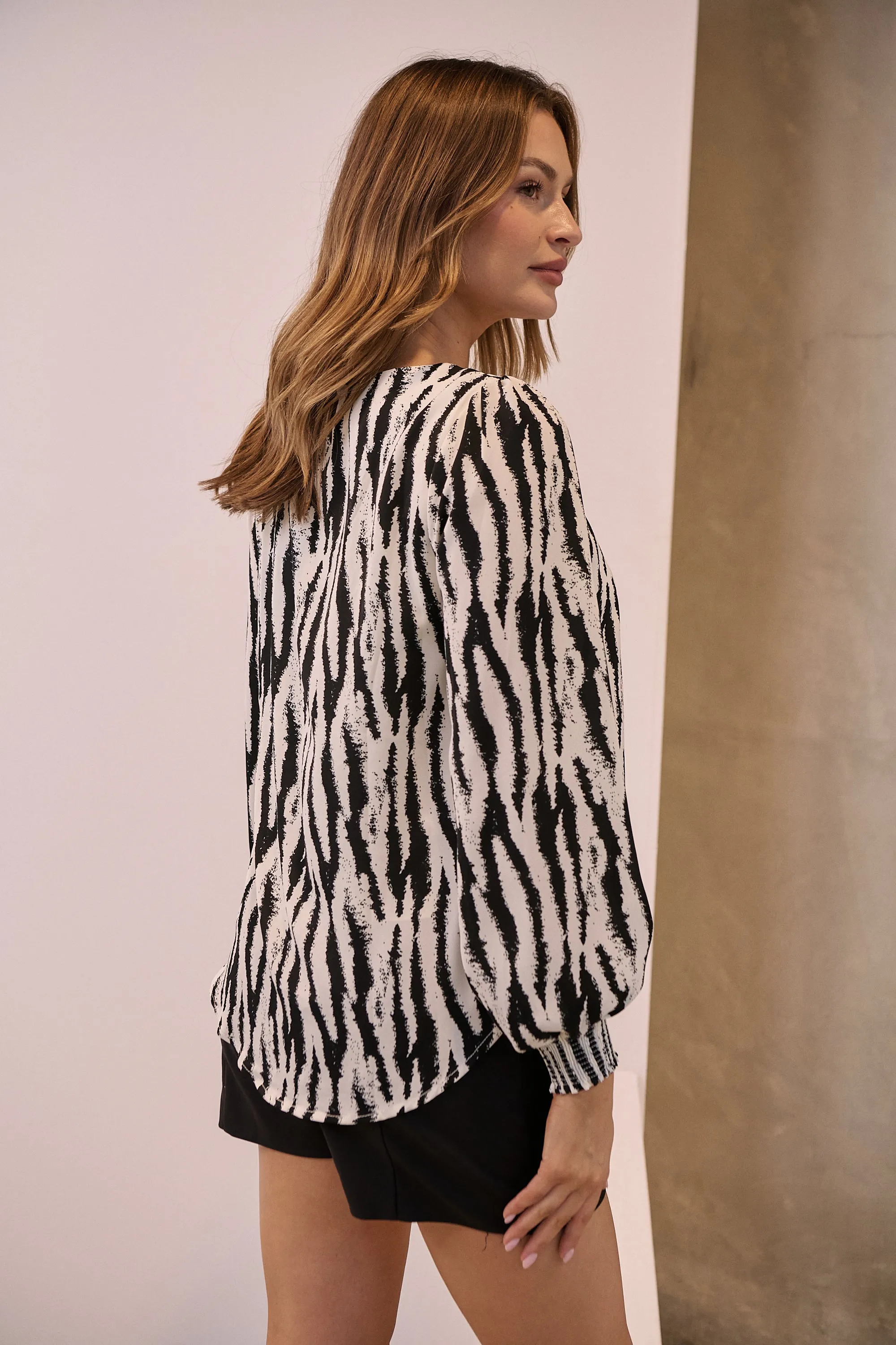 Rue Black/White Long Sleeve Satin Top