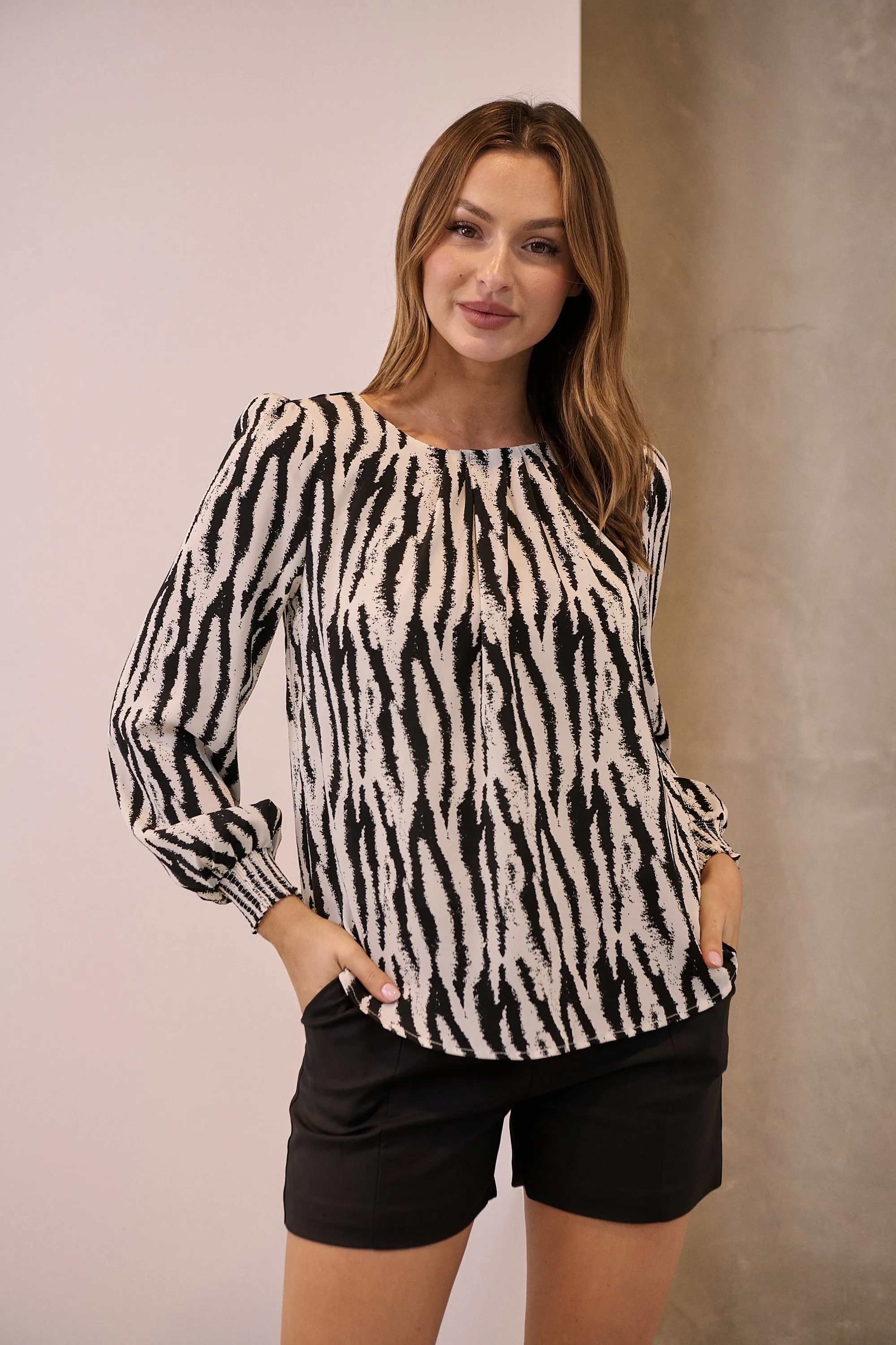 Rue Black/White Long Sleeve Satin Top