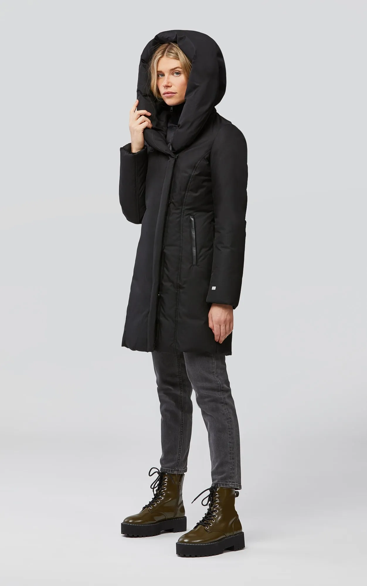 SOIA&KYO CAMELIA - Slim-Fit Classic Down Coat With Large Hood