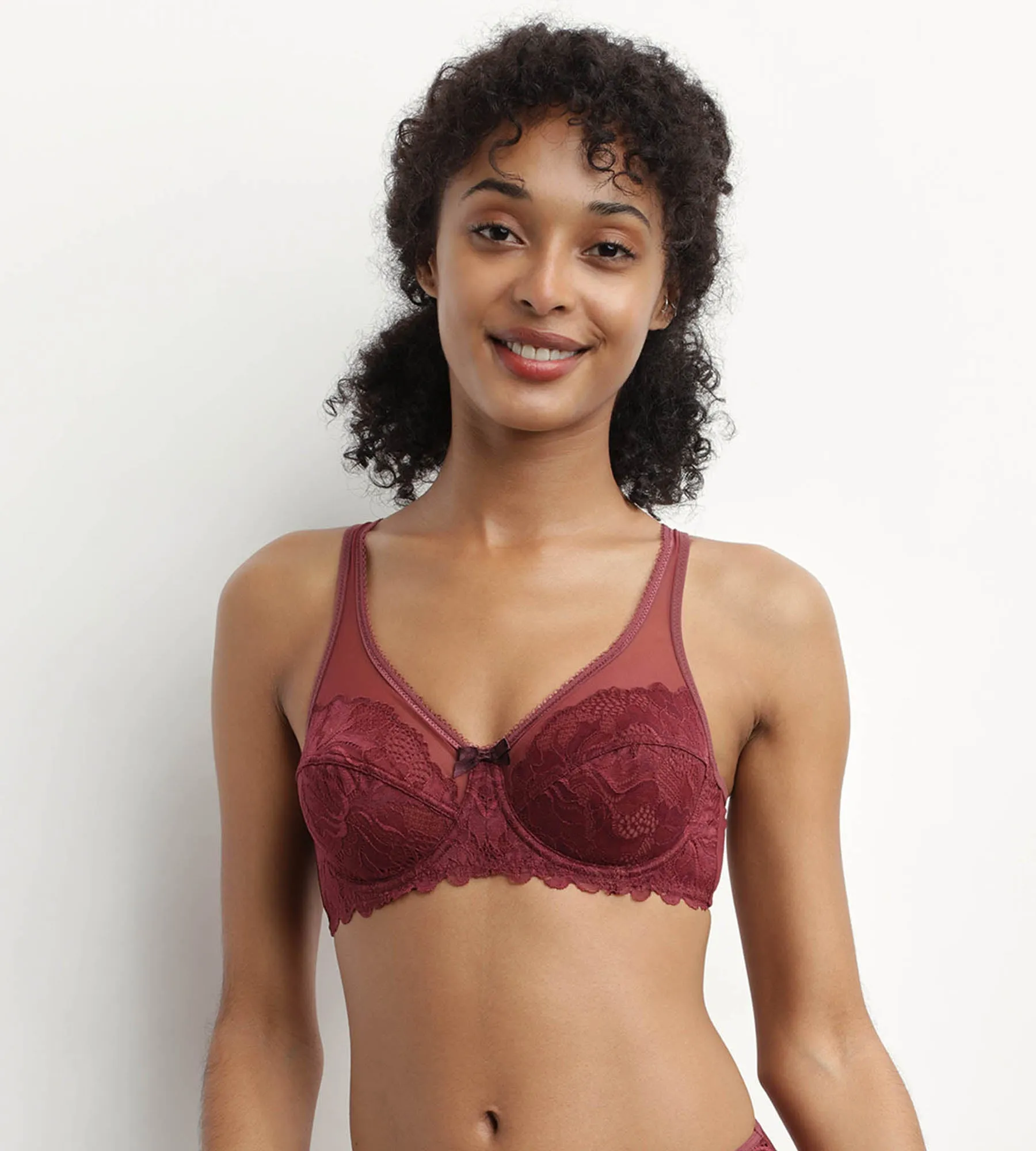 Soutien-gorge emboîtant en dentelle Rubis Foncé Generous Essentiel