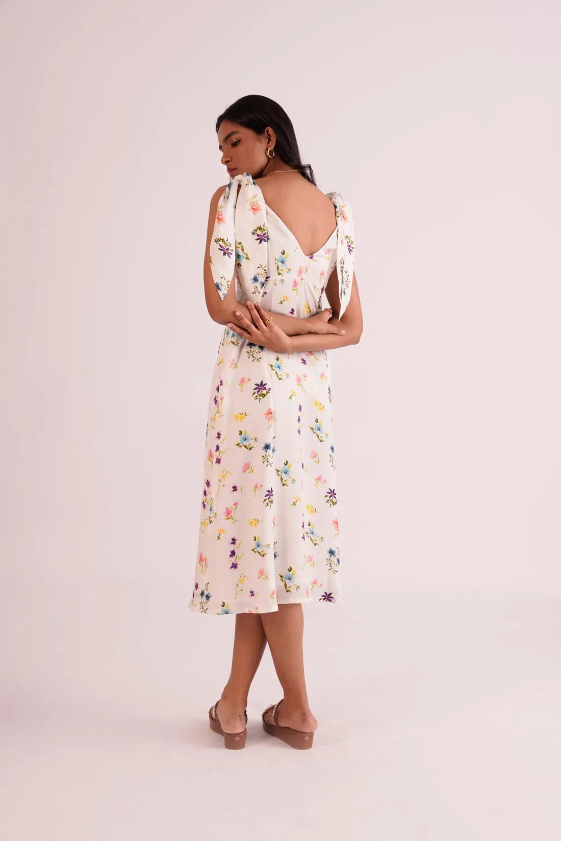 V-neck Floral Women's White midi Dress