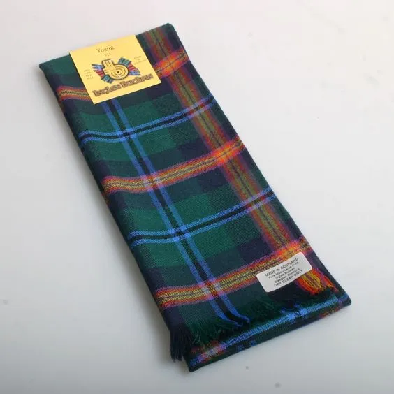 Wool Scarf in Young Modern Tartan