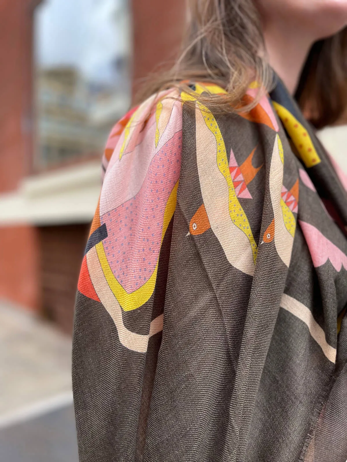 Wool Shawl Of Dreamlike In Brown